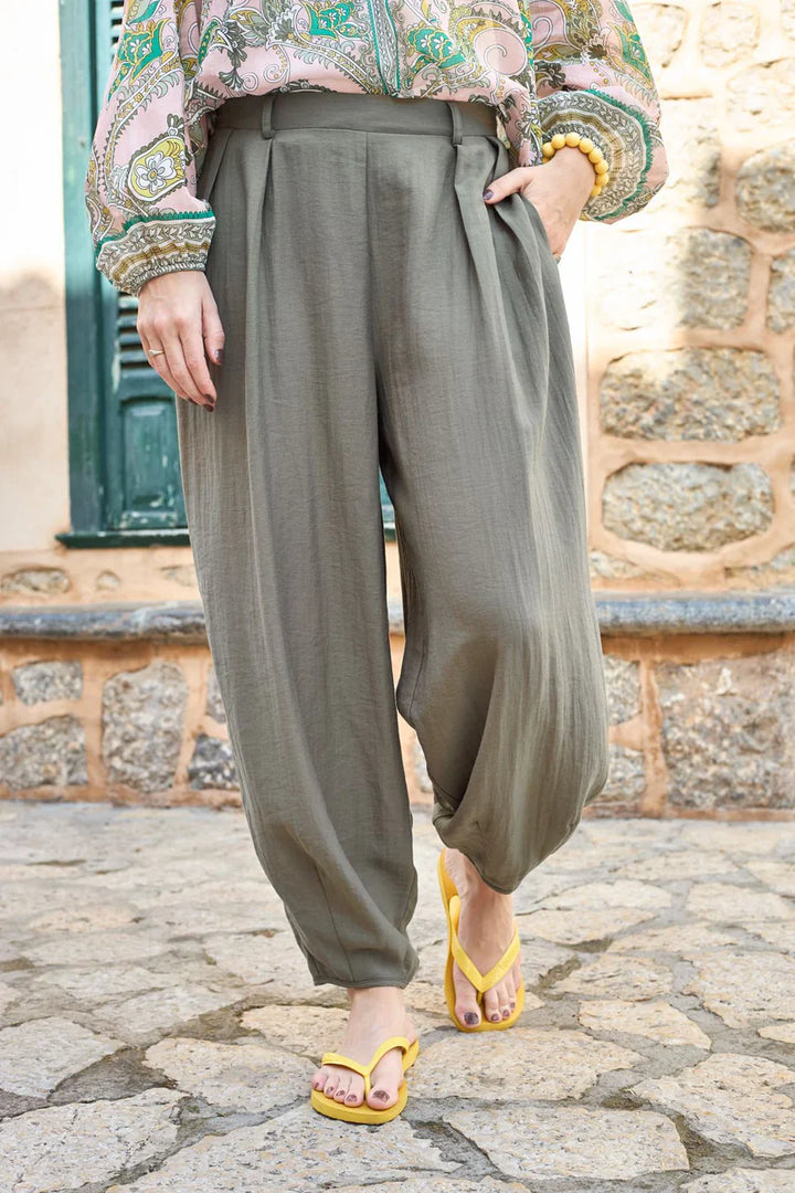 Balloon Pants