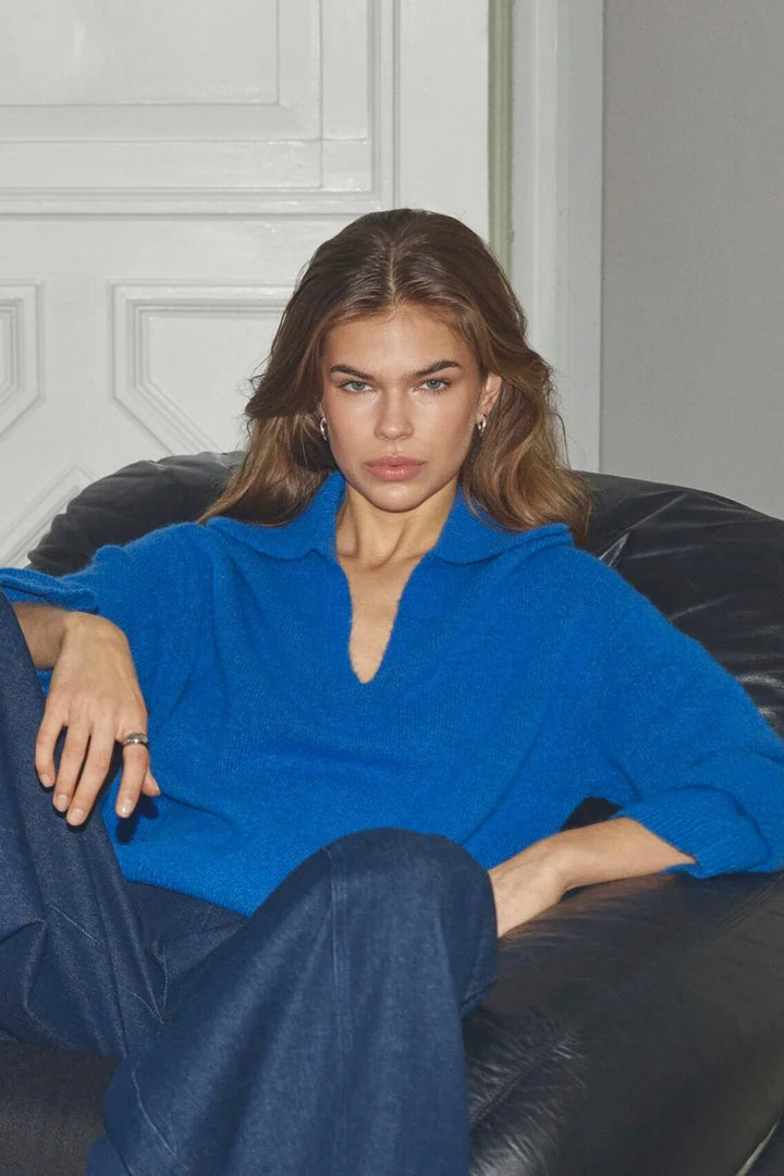 Blau