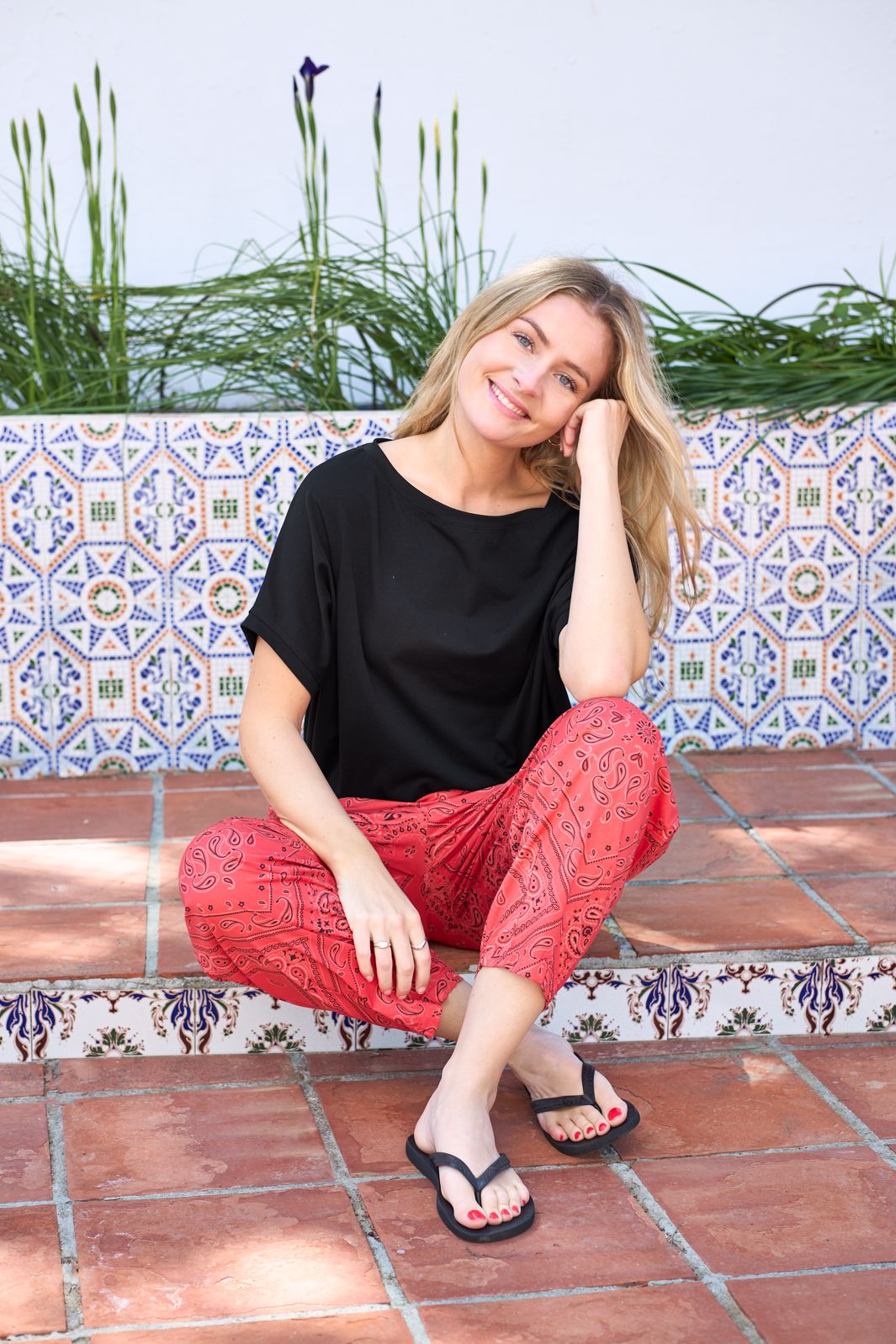 Black Colour - Bcabbie Barrel Pant 40977 - Red Paisley Limited