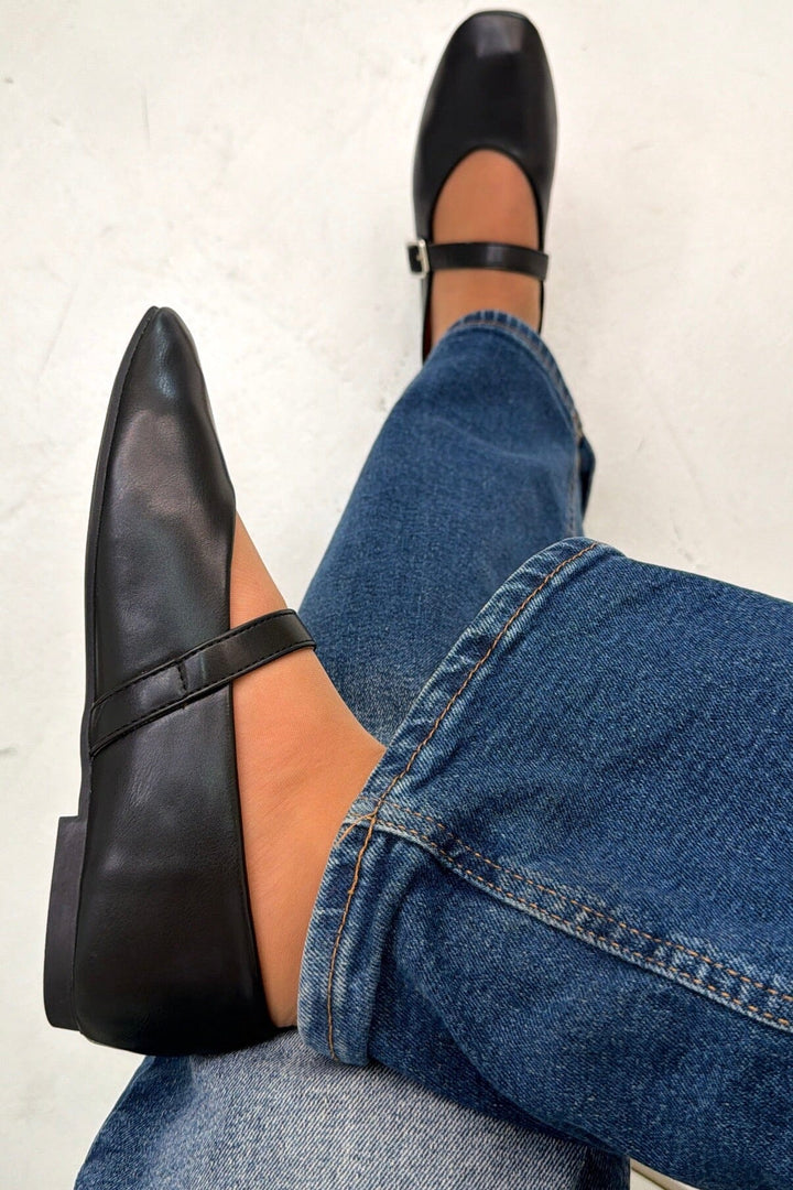 Bloom - Verbena Ballet Flats - Black Ballerinaer 