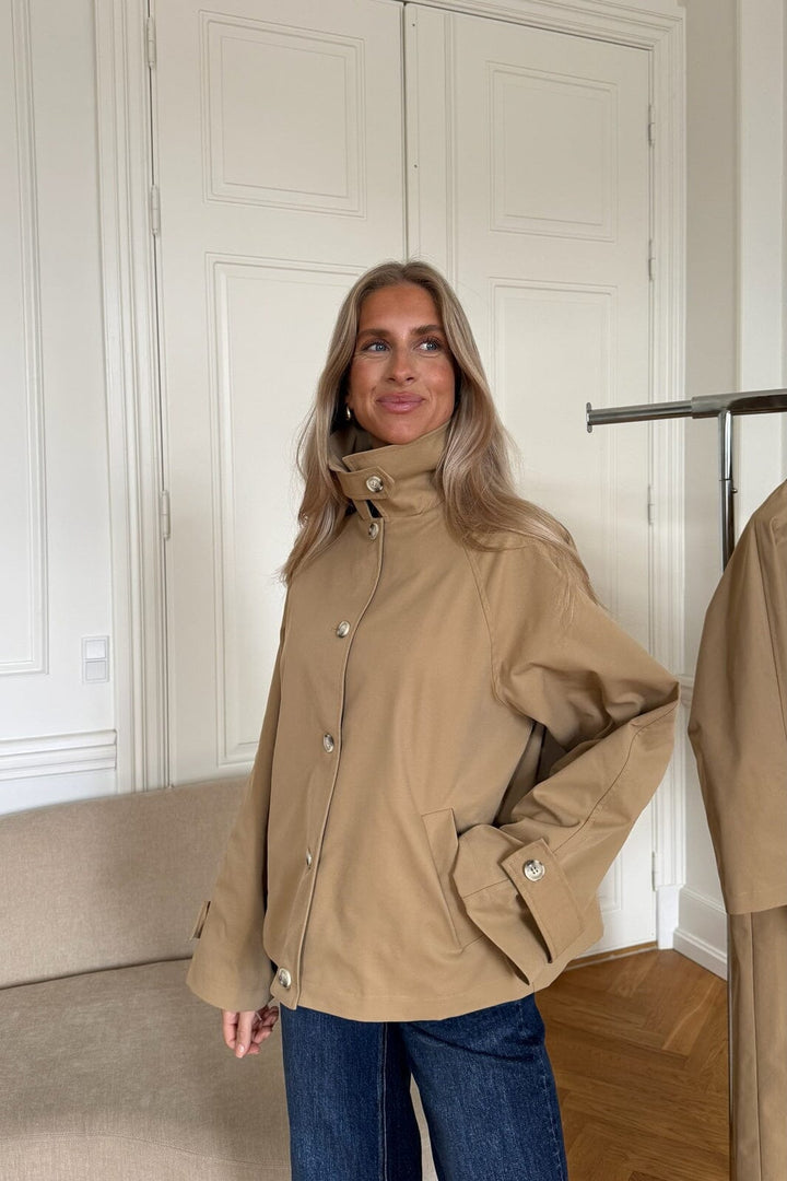 BYIC - Avaic Short Trenchcoat A2519 - Dark Beige