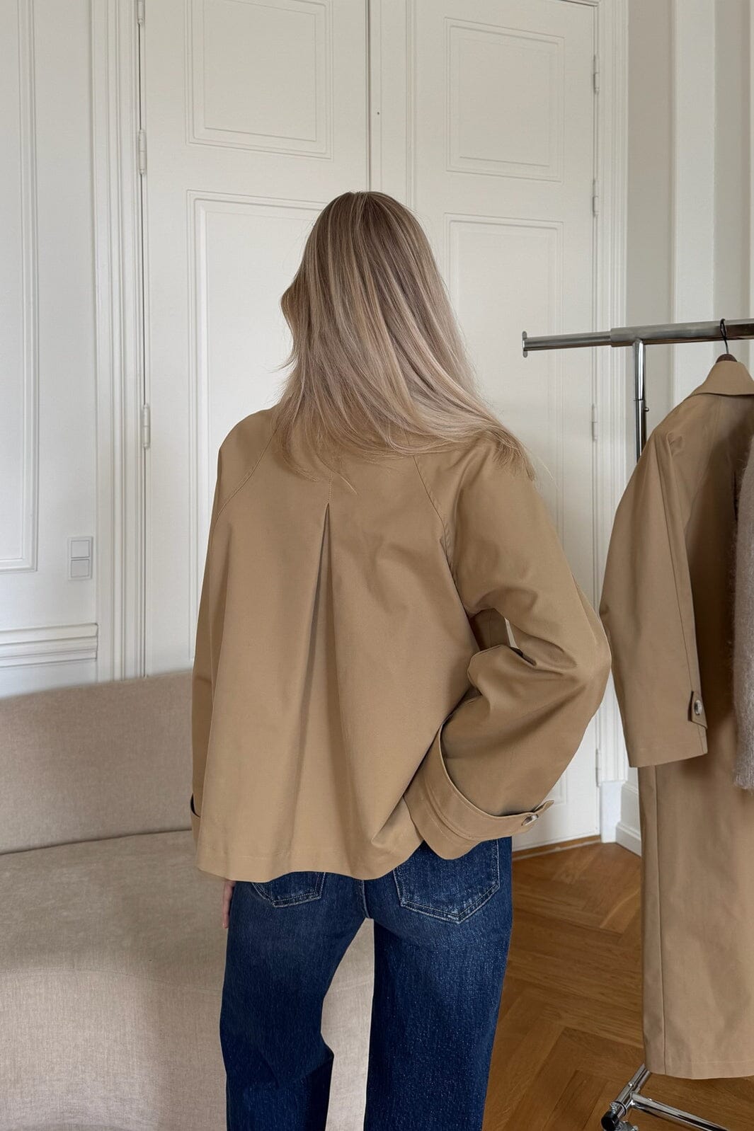 BYIC - Avaic Short Trenchcoat A2519 - Dark Beige