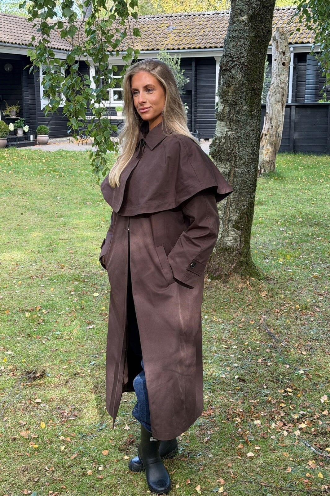 BYIC - Caroic Cape Trenchcoat A25578 - Chocolate Brown