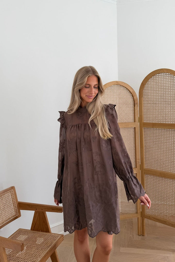 BYIC - Ellinoric Lace Dress 2551 - Vintage Brown