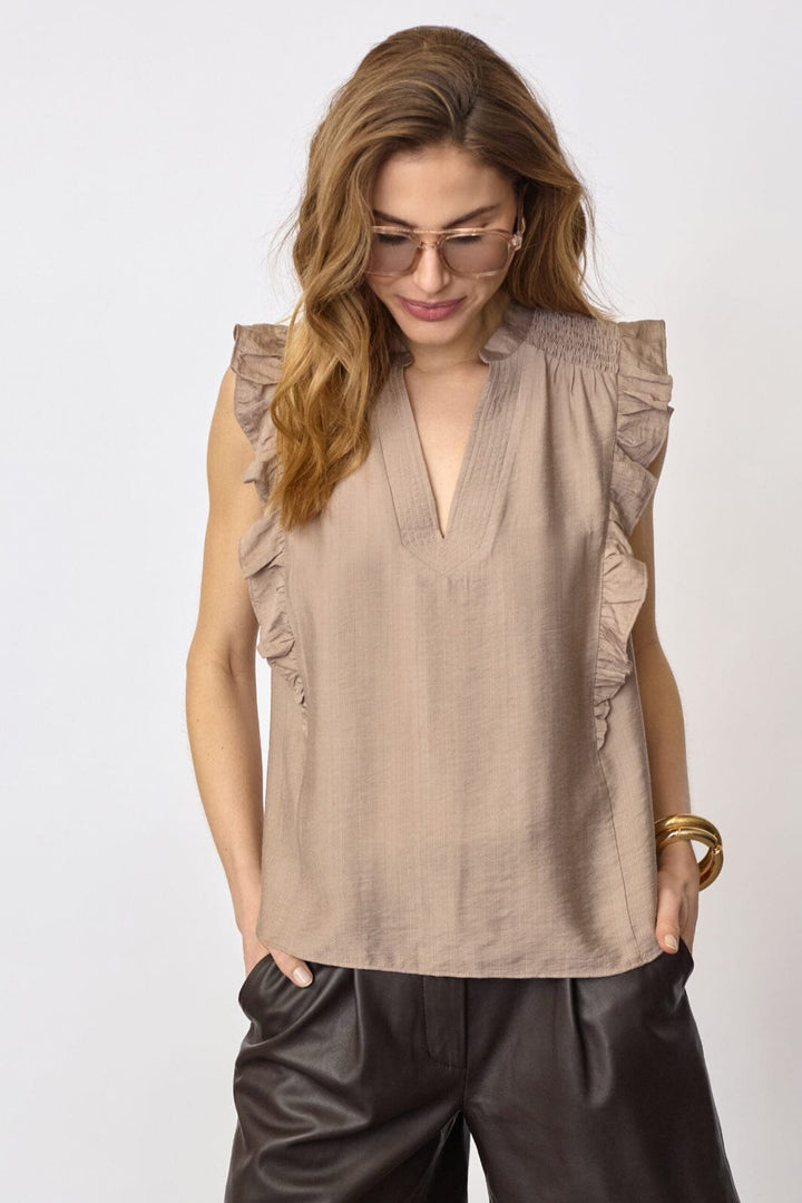Co´Couture - Heracc Frill Ss V-Top 45165 - 154 - Walnut Skjorter 