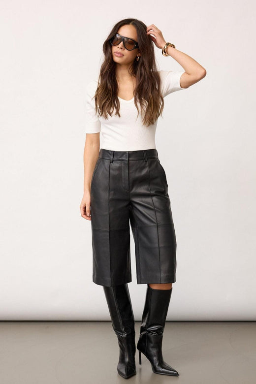 Co´Couture - Phoebecc Long Leather Bermuda 500139 - 65001 - Black Shorts 