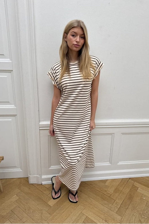Continue - Frederikke Dress 15210 - Brown Stripe