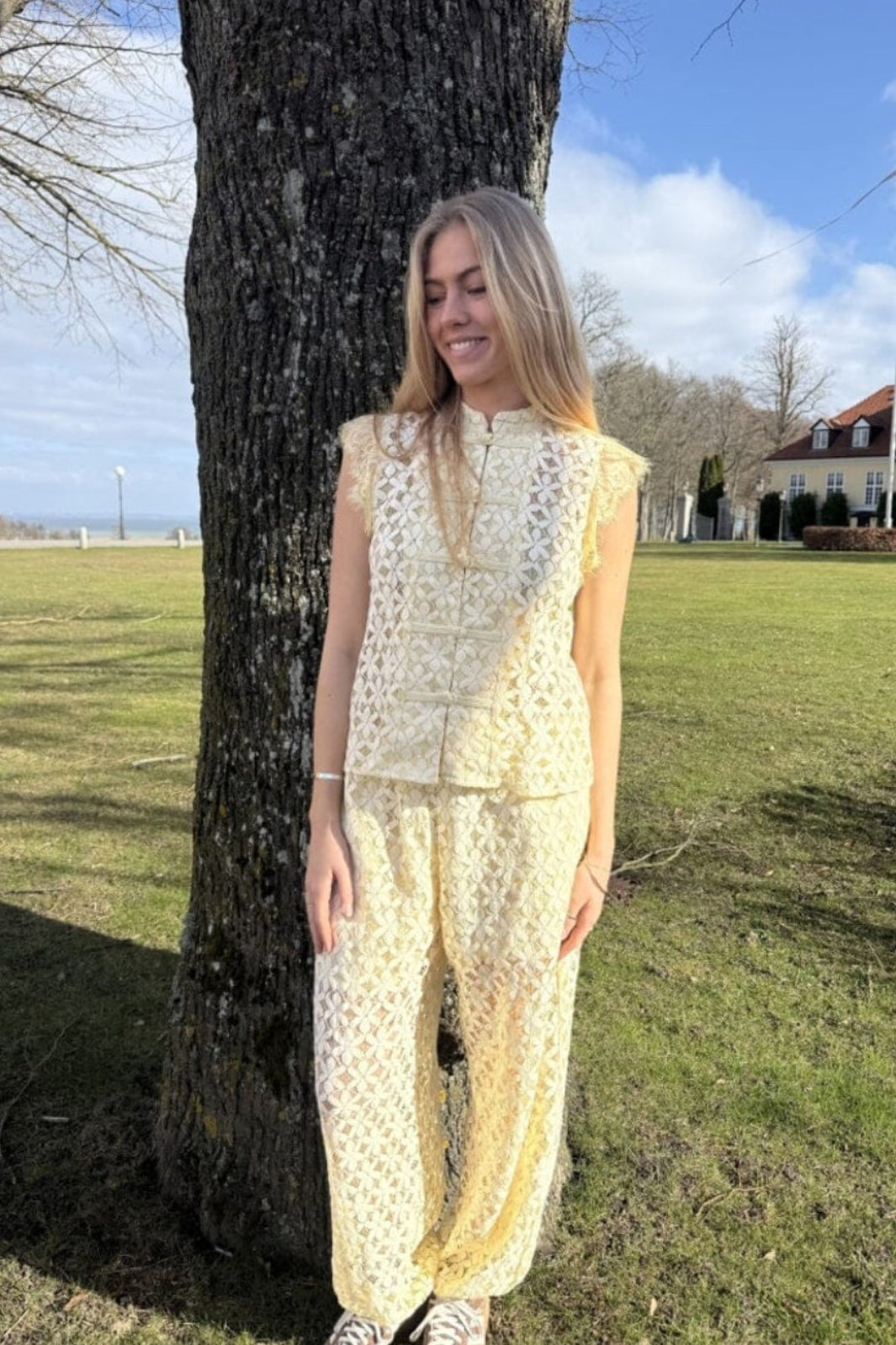 Continue - Molly Lace 15254 - Light Yellow