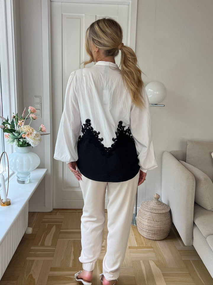 Dear Molly - Block Shirt - White With Black Skjorter 