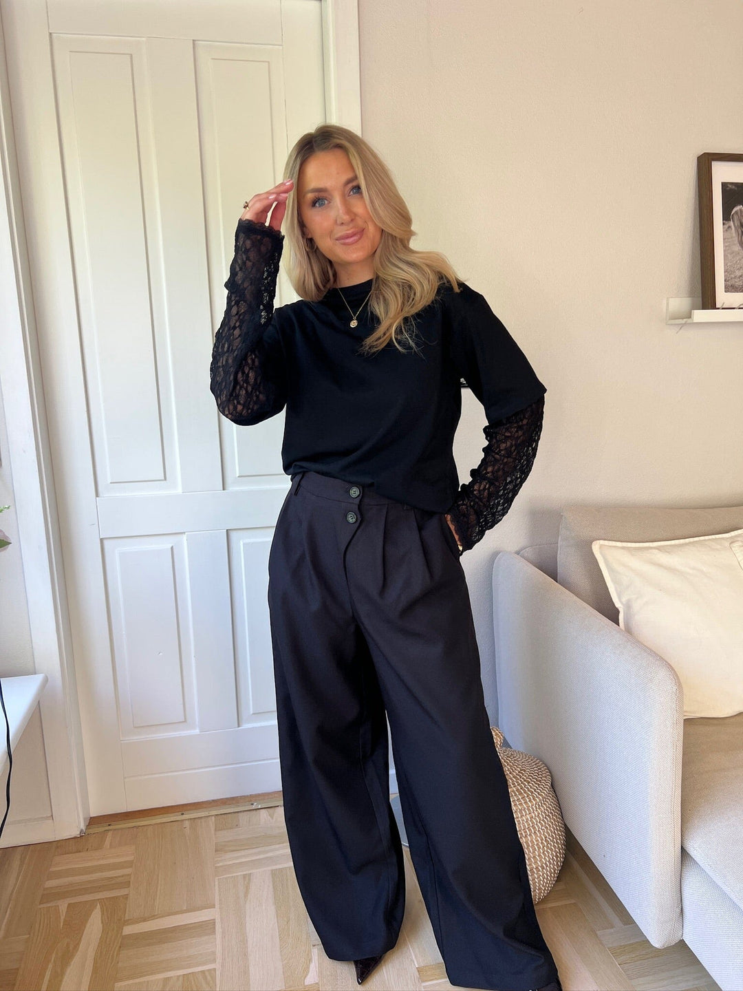 Dear Molly - Karen - Black Toppe 