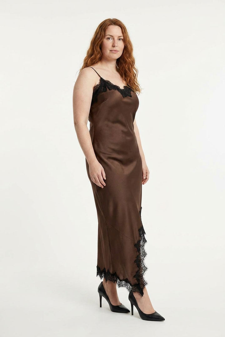 Dear Molly - Lace Long Dress - Brown