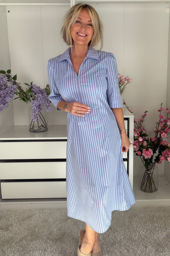 Dear Molly - Shirt Dress - Blue And Red Stripe Kjoler 