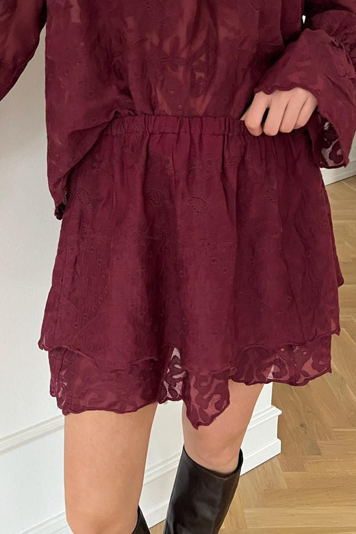 BYIC - Ellinoric Lace Mini Skirt 2576 - Vintage Bordeaux