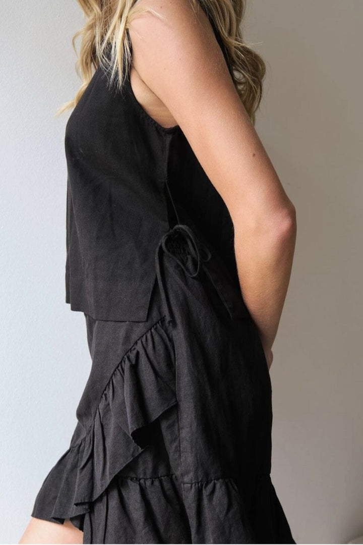 Forudbestilling - Neo Noir - Svetlana Linen Top - Black Toppe 