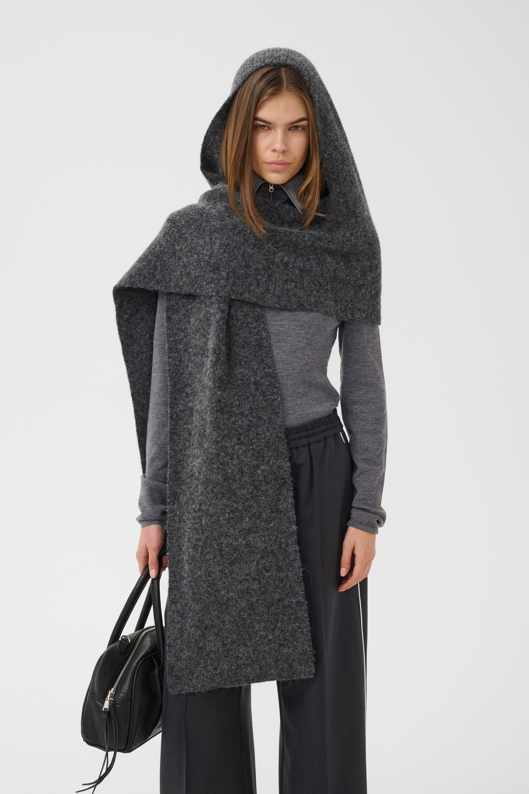 Gestuz - Gzalpha Hoodscarf 10911662 - 106286 - Charcoal Melange Tørklæder 