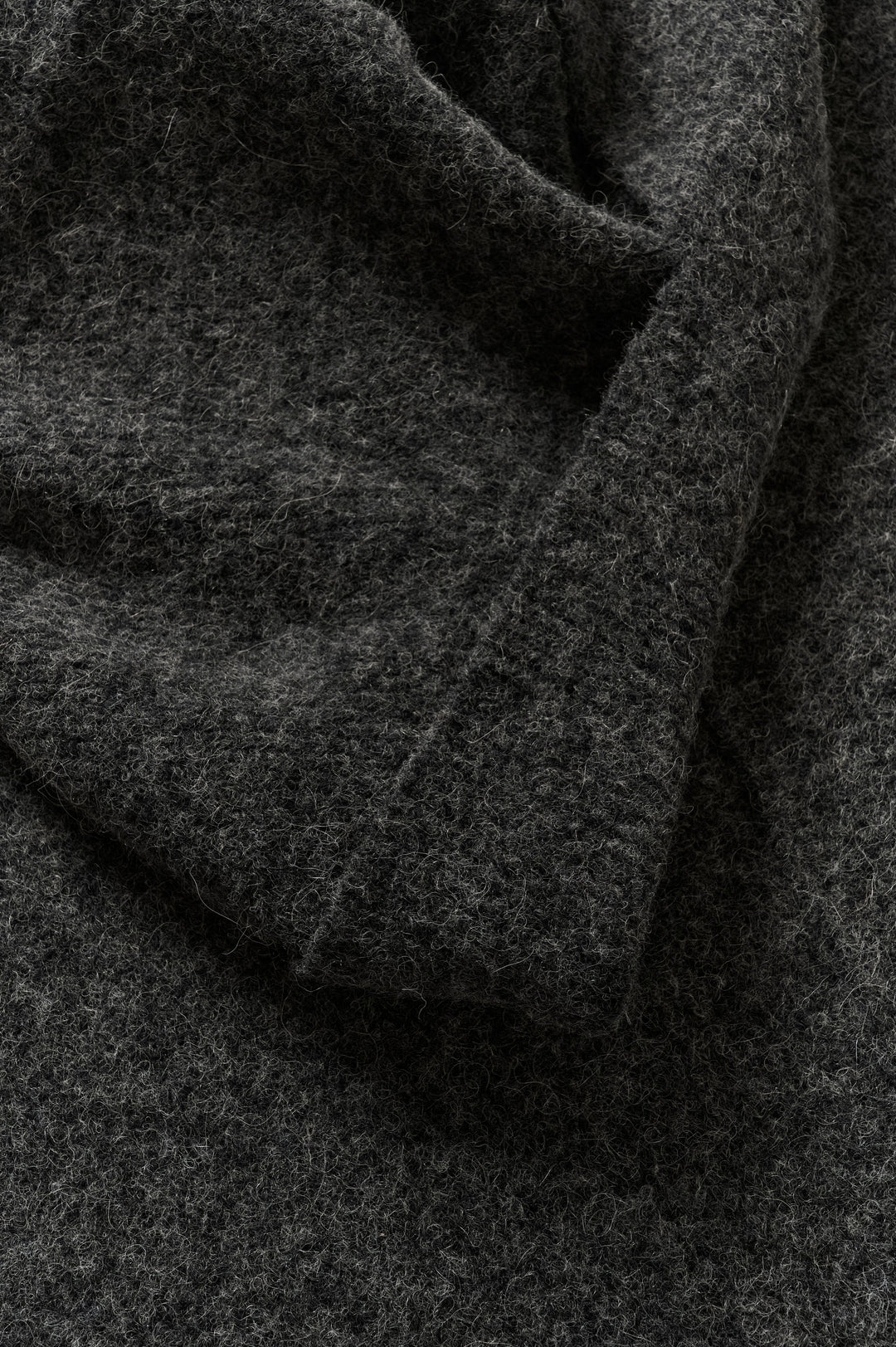 Gestuz - Gzalpha Hoodscarf 10911662 - 106286 - Charcoal Melange Tørklæder 
