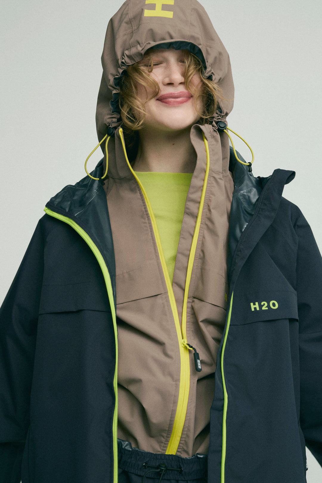 H2O - H2Rømø Festival Lw Rain Jacket Packable 100980-2 - 7021 - Navy/Lime Regntøj 