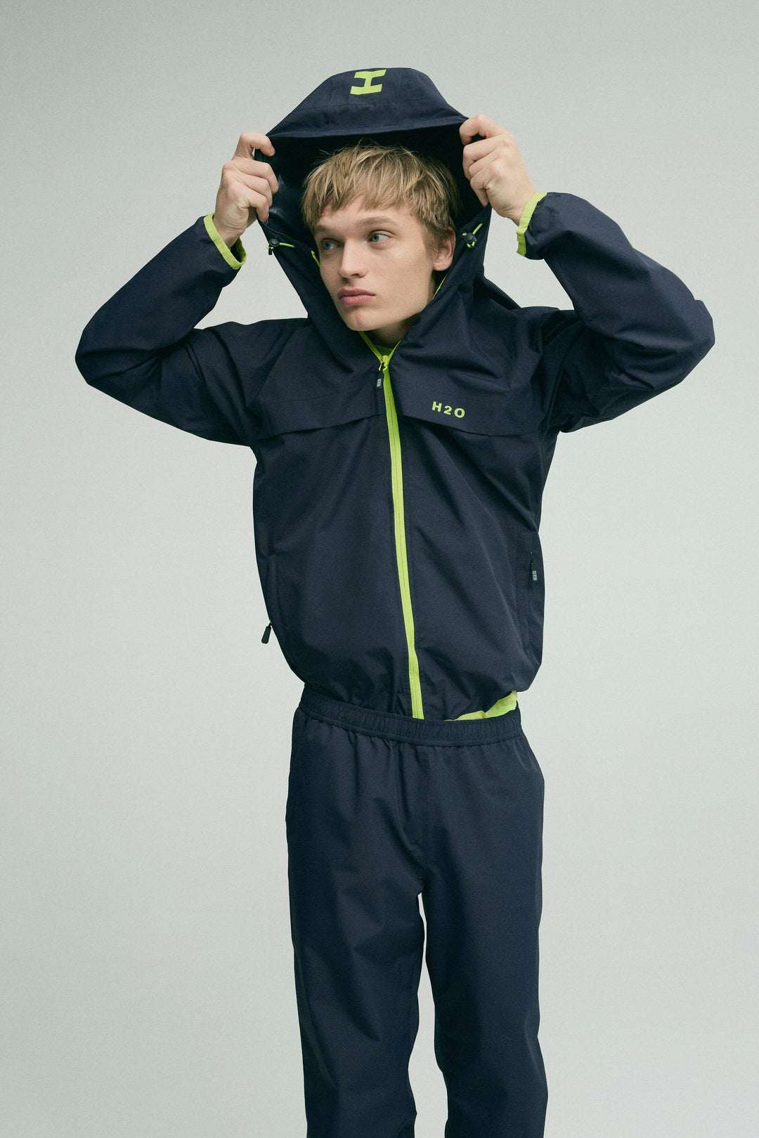 H2O - H2Rømø Festival Lw Rain Jacket Packable 100980-2 - 7021 - Navy/Lime Regntøj 
