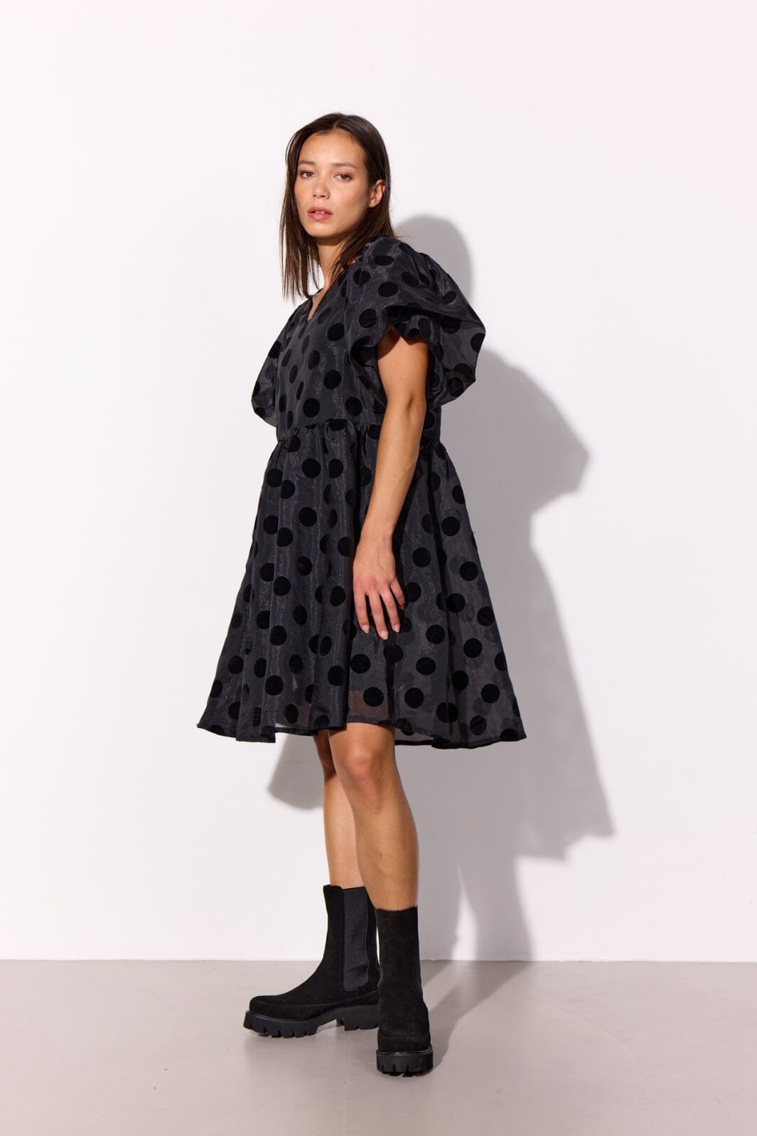 Hunkøn - Bobby Dress 25637 - Black W/Dots