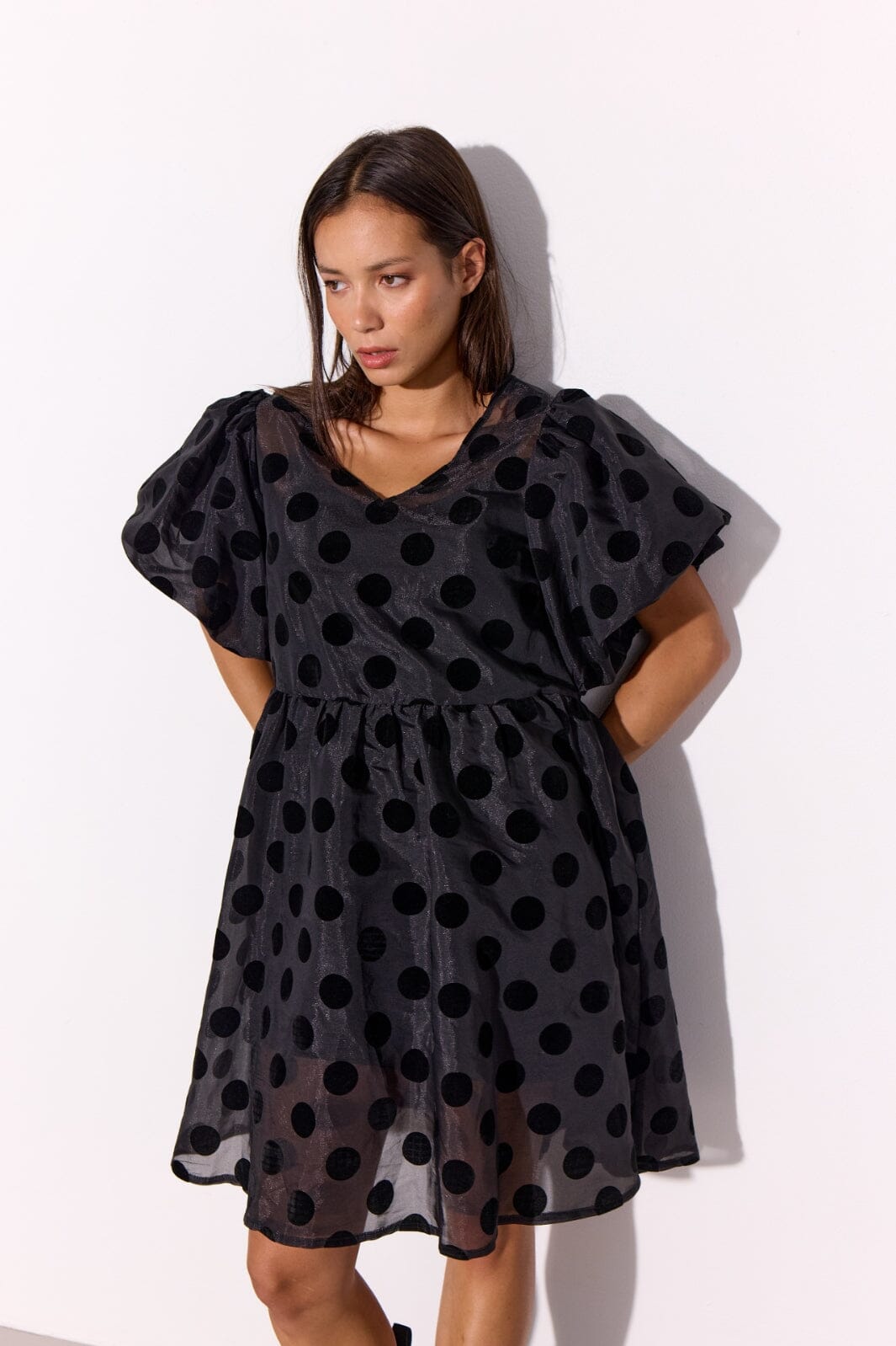 Hunkøn - Bobby Dress 25637 - Black W/Dots
