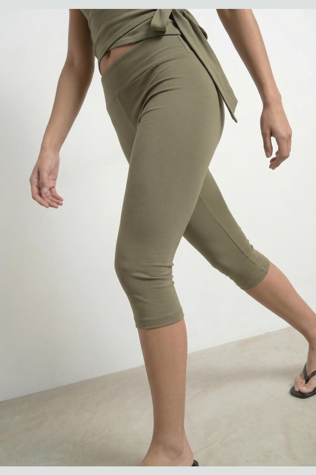 Hypedrop - Hdvina Capri Pants 32001090 - 5233270 - Tea Leaf