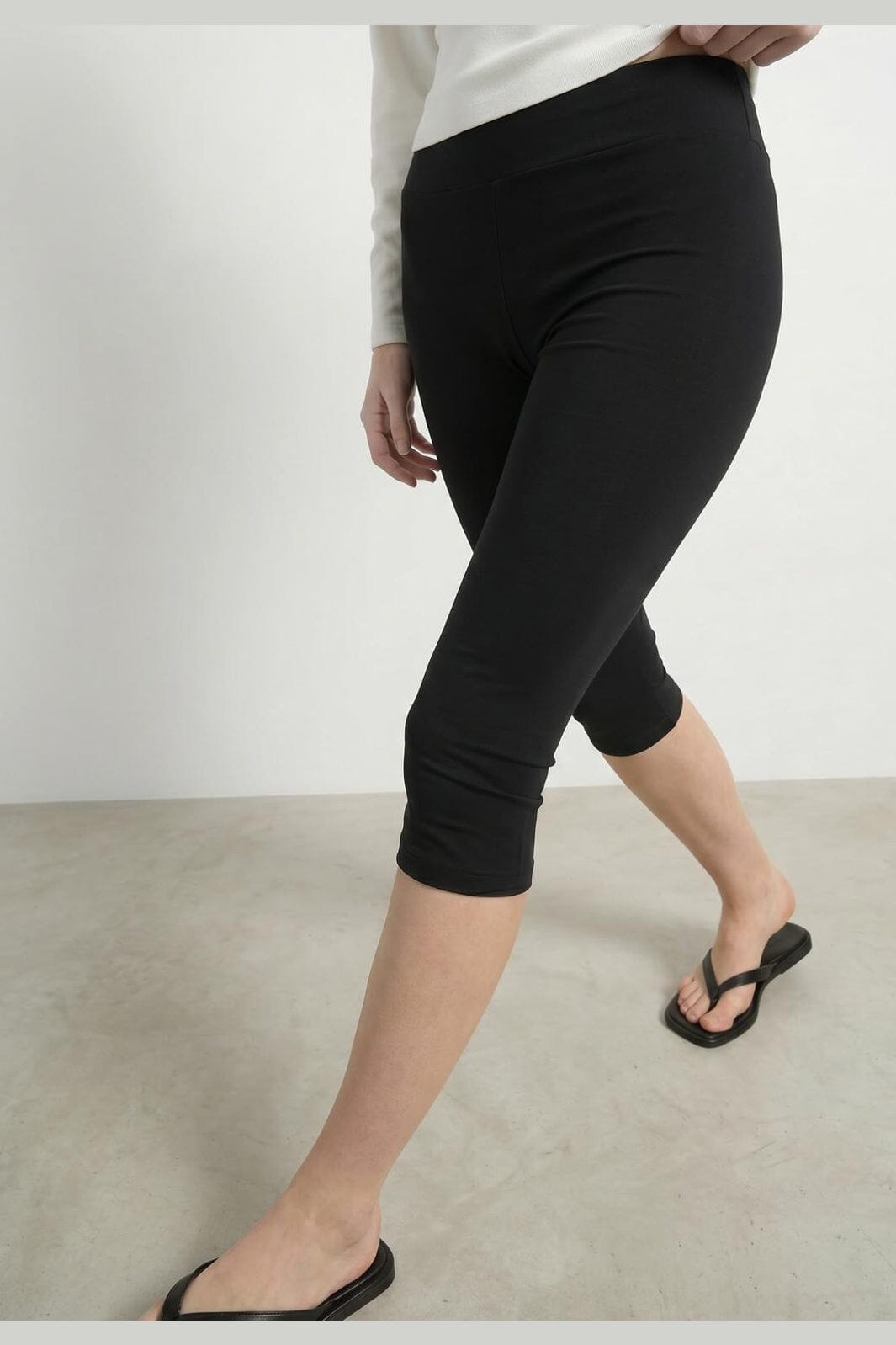Hypedrop - Hdvina Capri Pants 32001090 - 5236247 - Black