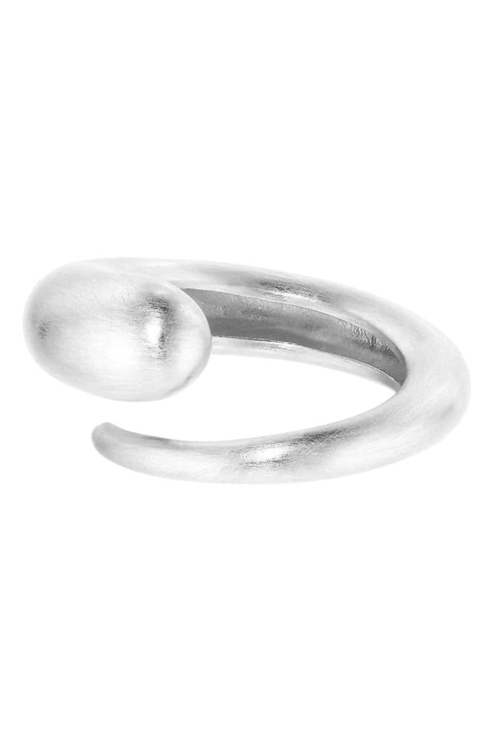 Jane Kønig - Orbis Drop Ring ODR-SS25-S - Forsølvet