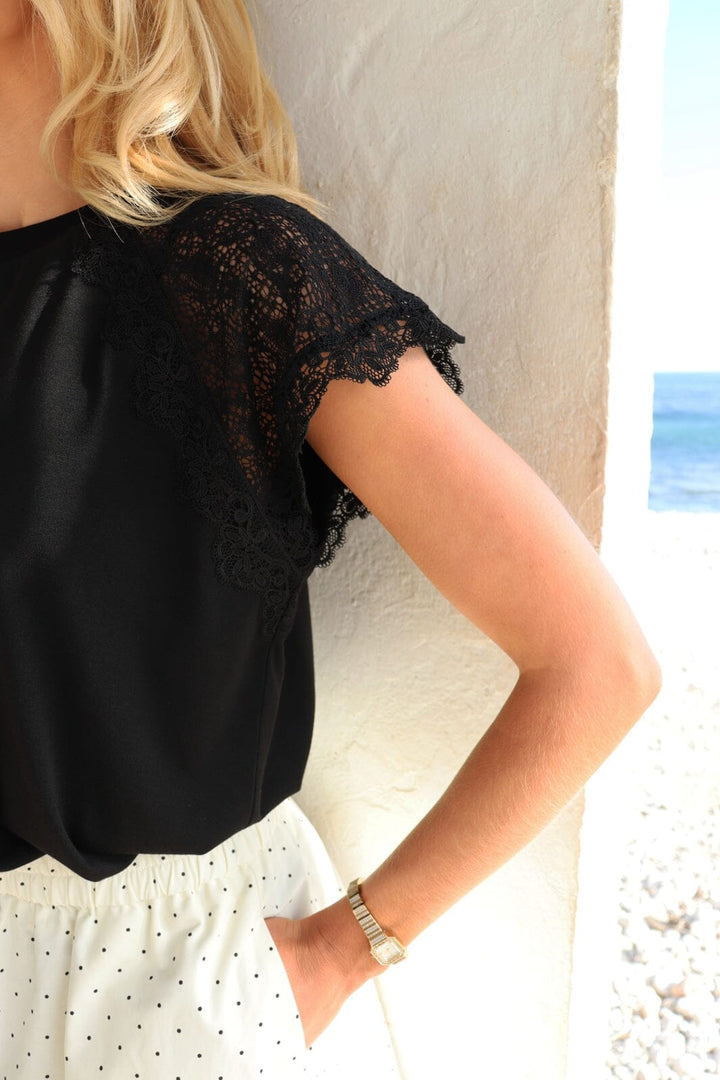 Liberte - Milla Lace Tshirt 22406 - Black
