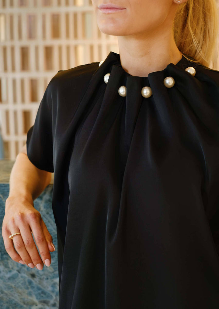 Liberte - Pip Ss Pearl Blouse 22379 - Black Bluser 