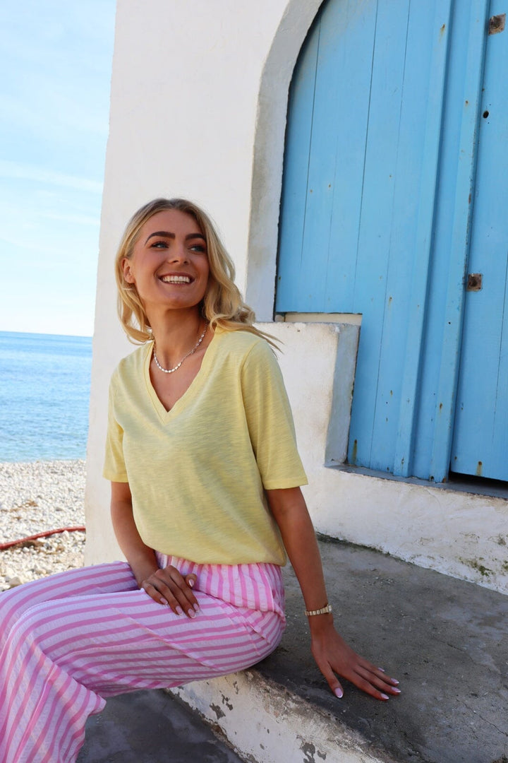 Liberte - Ulla Ss Vneck Tshirt 21675 - Yellow