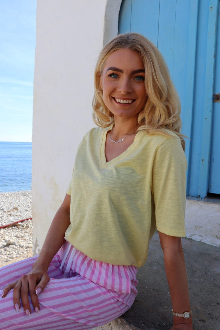 Liberte - Ulla Ss Vneck Tshirt 21675 - Yellow