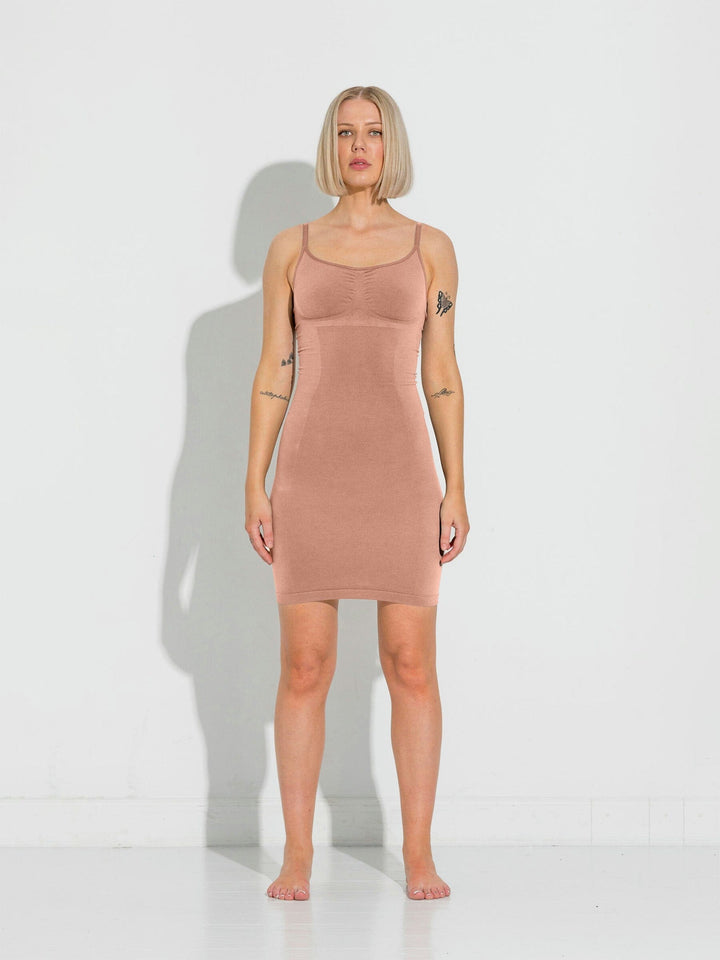 Lykkeland Ateliér - Second Skin Slip Dress - Tan Kjoler 