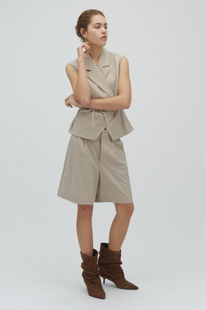 MbyM - Guri-M 57069531 - F03 - Light Sand Shorts 