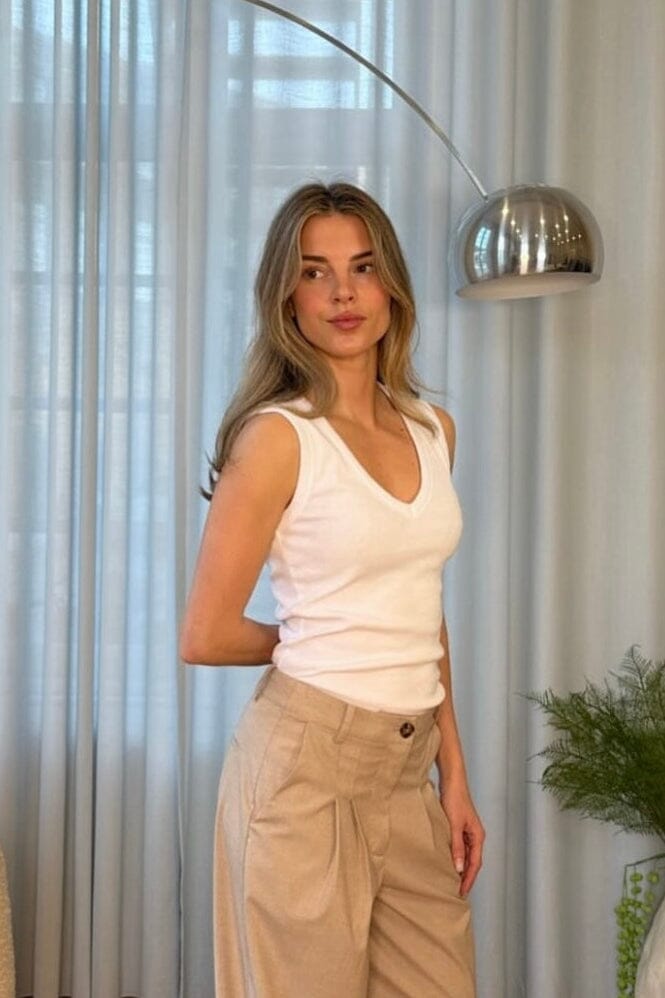Modström - Igormd V-Neck Top 59651 - 7 - Off White Toppe 