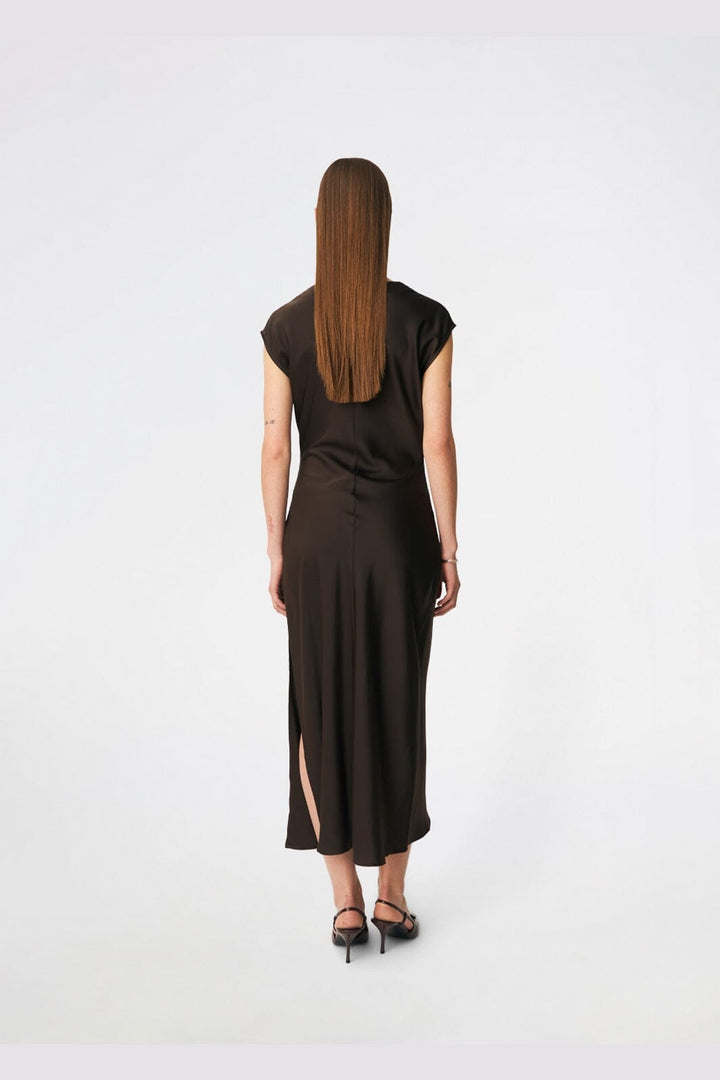 Modström - Tailormd Dress 58386 - 05508 - Seal Brown