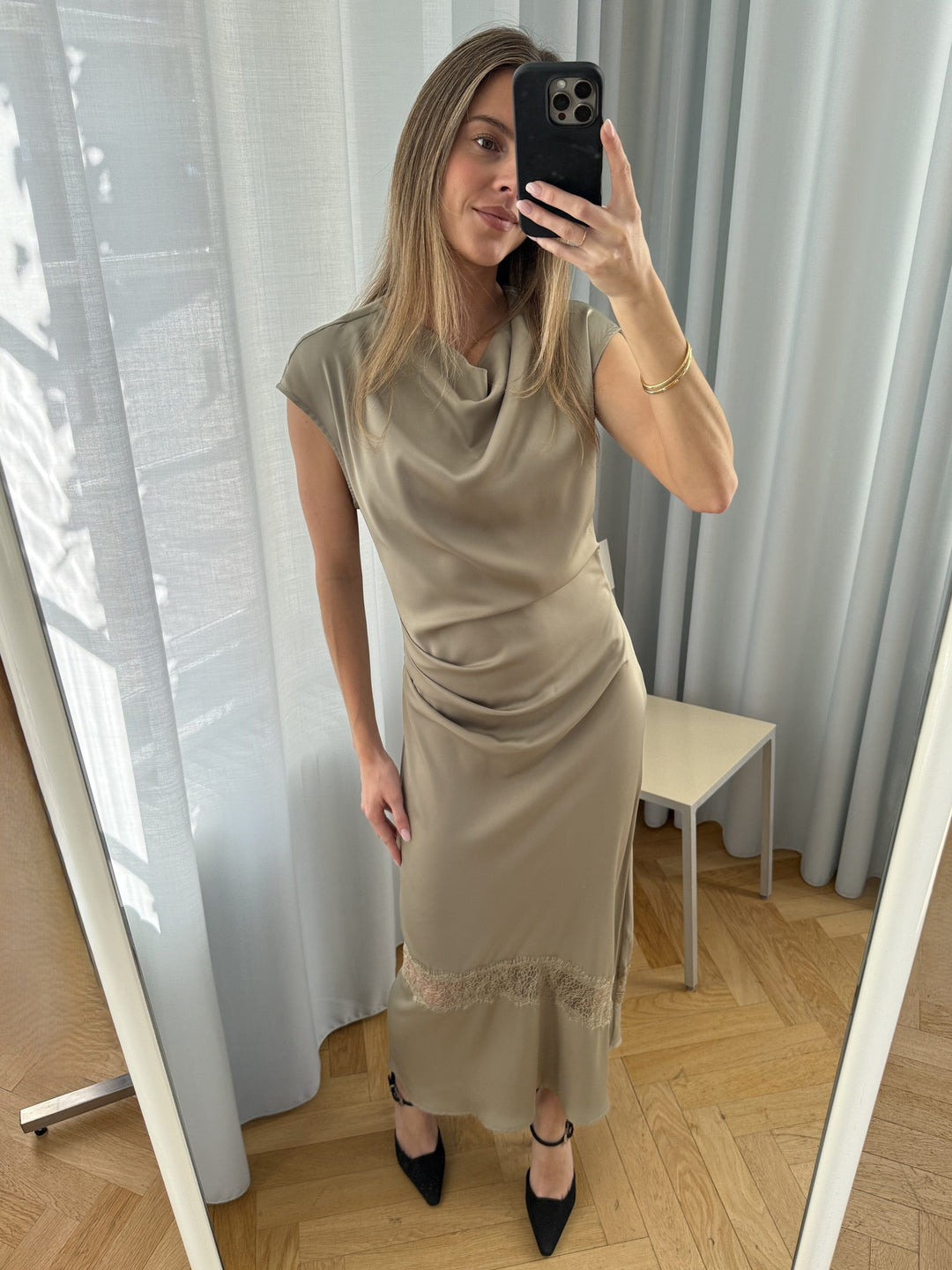 Modström - Tailormd Lace Dress 59348 - 2020 - Moss Gray Kjoler 