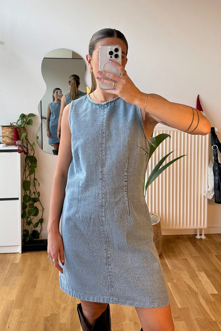 Modström - Vilmermd Dress 59021 - 10709 - Light Blue Wash Kjoler 