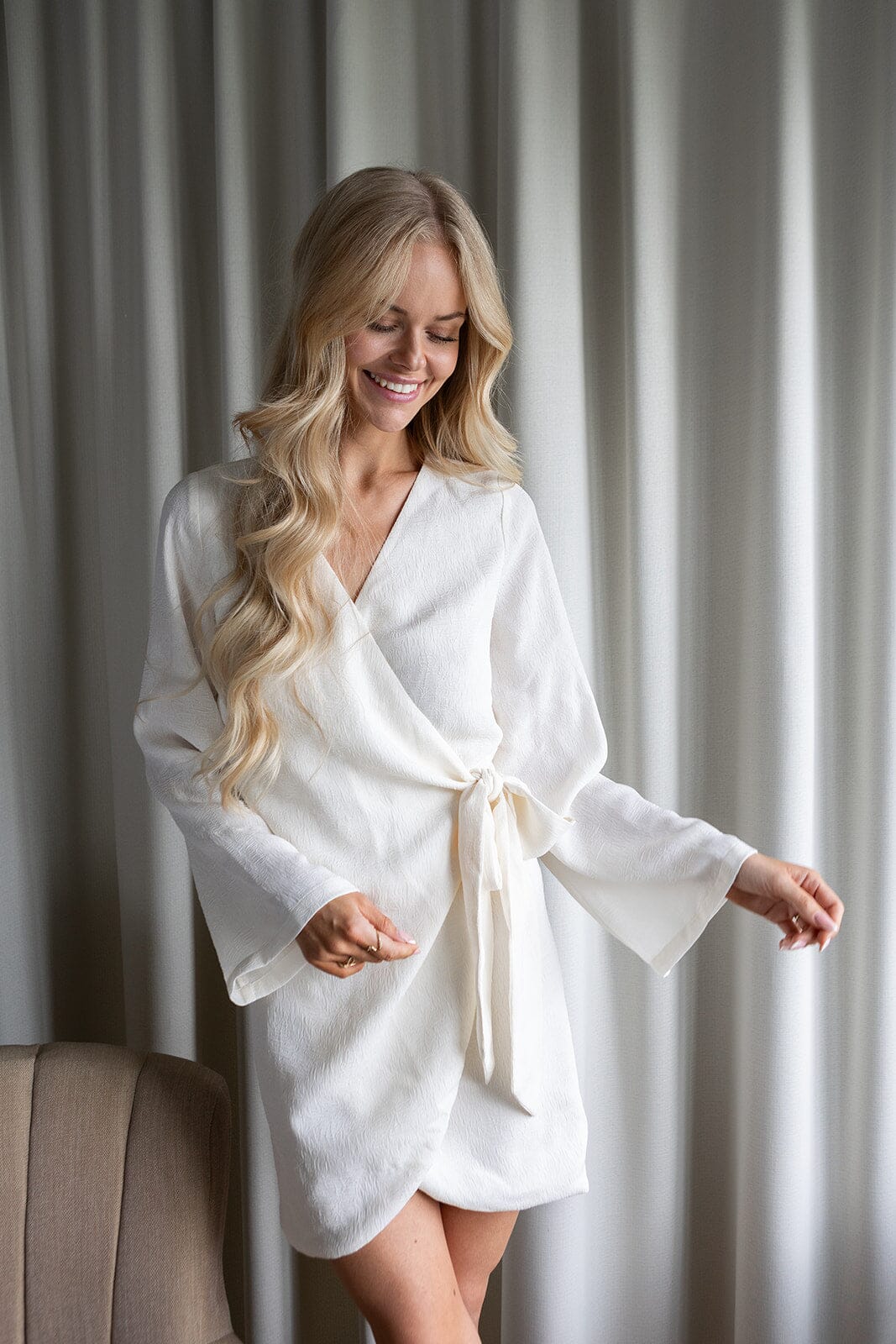 Molly & My X Julie Elgaard - Sophia Jacquard Wrap Dress 168861 - 122 - Creme Kjoler 