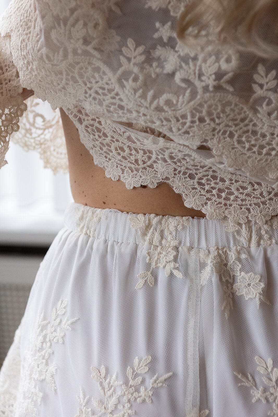 Molly&My x Melanie Due - Rikke V Lace Skorts 170072 - 122 - Creme Shorts 