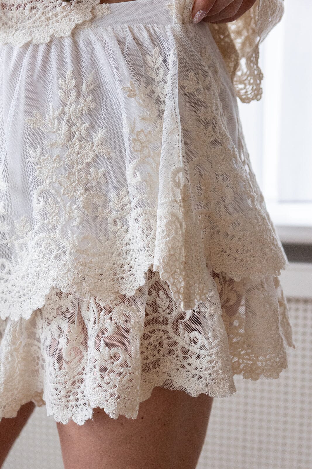 Molly&My x Melanie Due - Rikke V Lace Skorts 170072 - 122 - Creme Shorts 