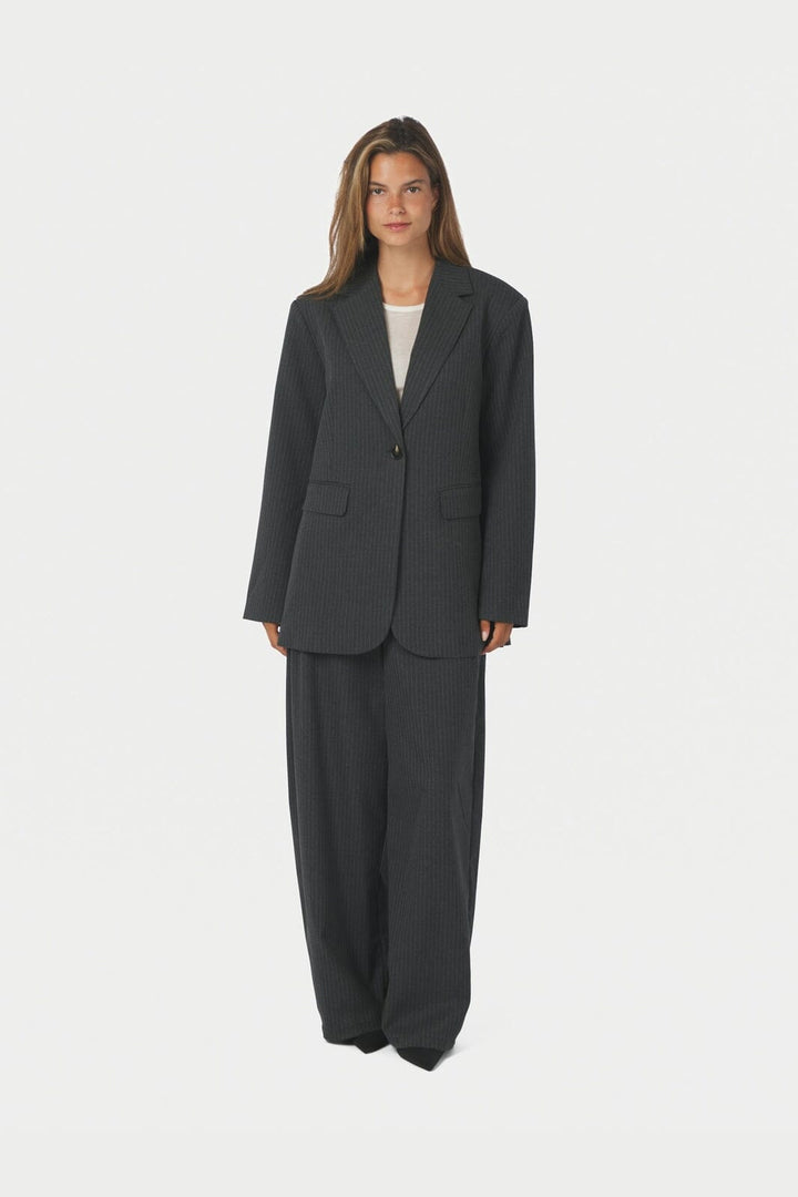 Neo Noir - Aarielle Slim Pinstripe Blazer 171088 - 107 - Dark Grey Melange