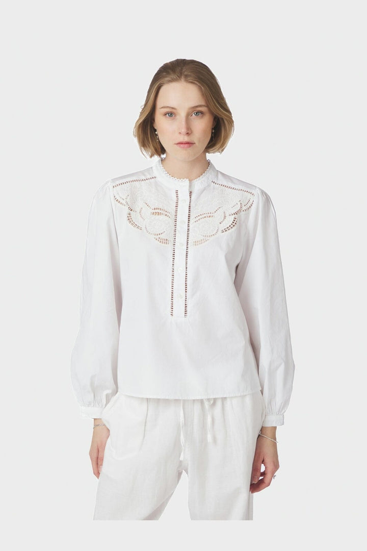 Neo Noir - Aneliah C Poplin Emb Blouse 169907 - 120 - White