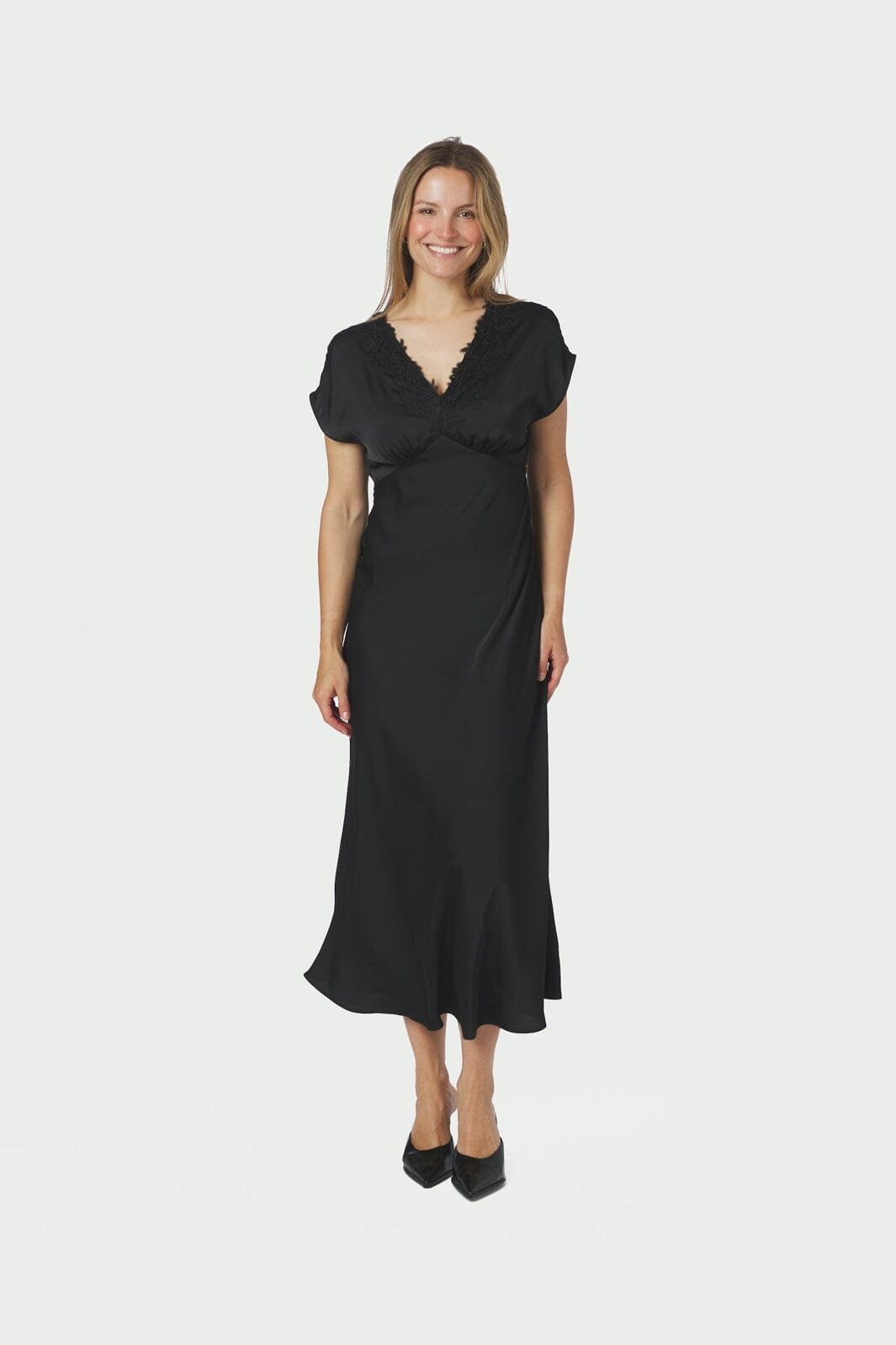 Neo Noir - Clarita Drapy Sateen Dress 170554 - 100 - Black