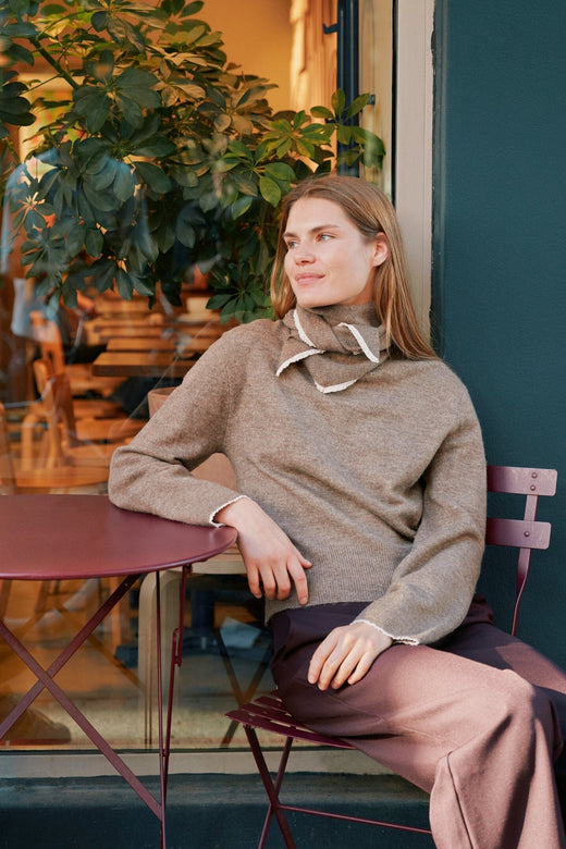 Neo Noir - Eliska Scarf Knit Blouse 170082 - 205 - Brown Melange Tørklæder 