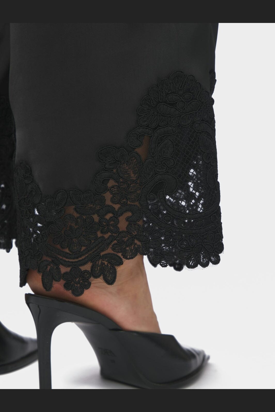 Neo Noir - Emery Heavy Sateen Lace Pants 170662 - 100 - Black
