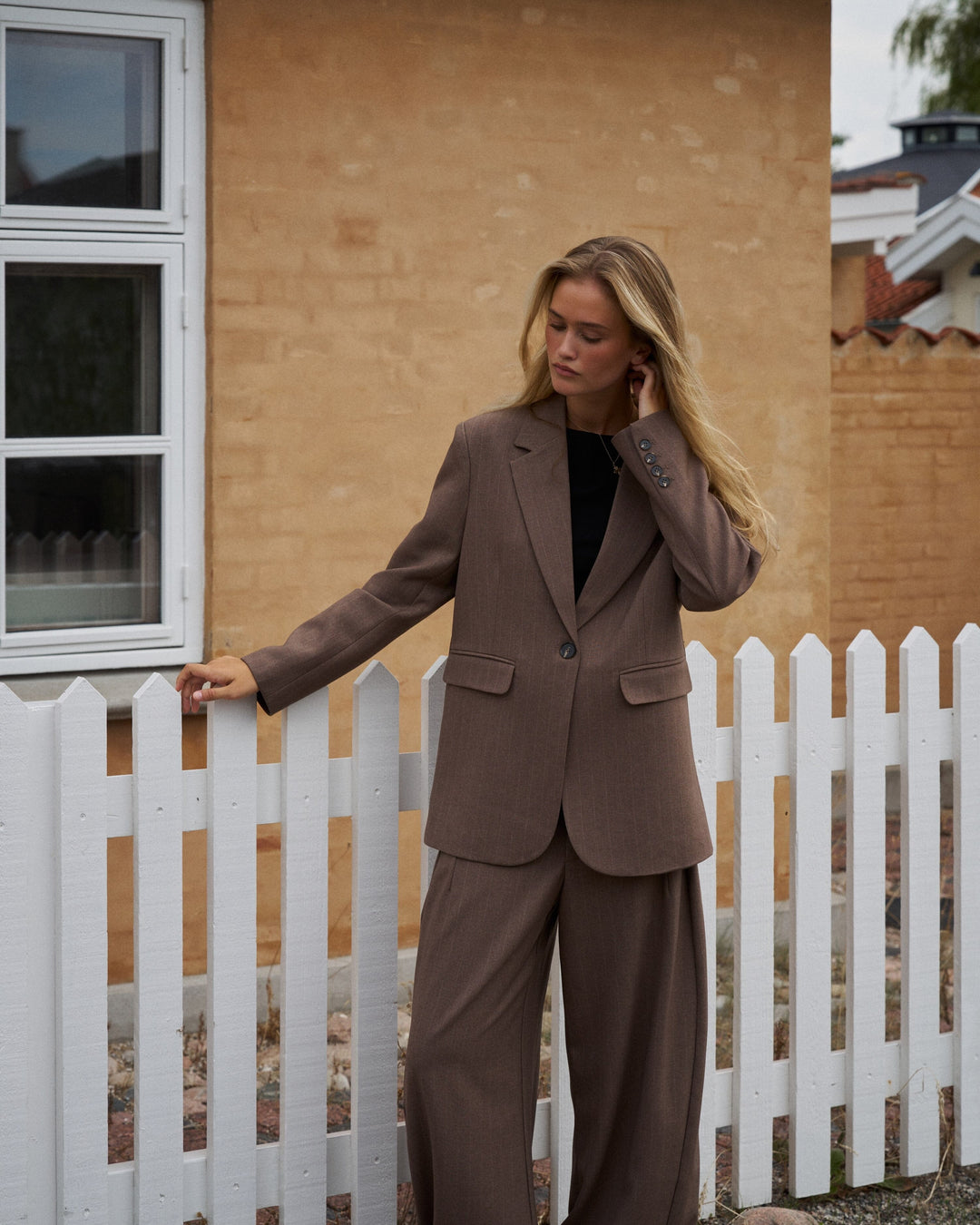Neo Noir - Gaby Pinstripe Blazer 168204 - 214 - Taupe Blazere 