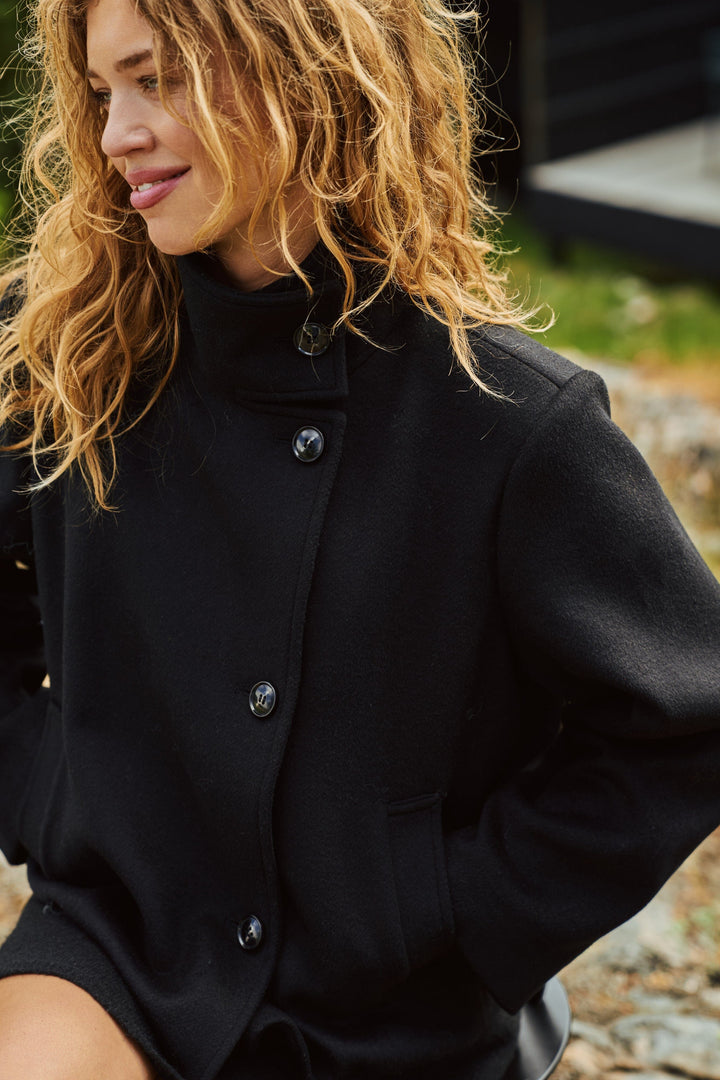 Neo Noir - Herlinde Wool Jacket 169424 - 100 - Black Jakker 