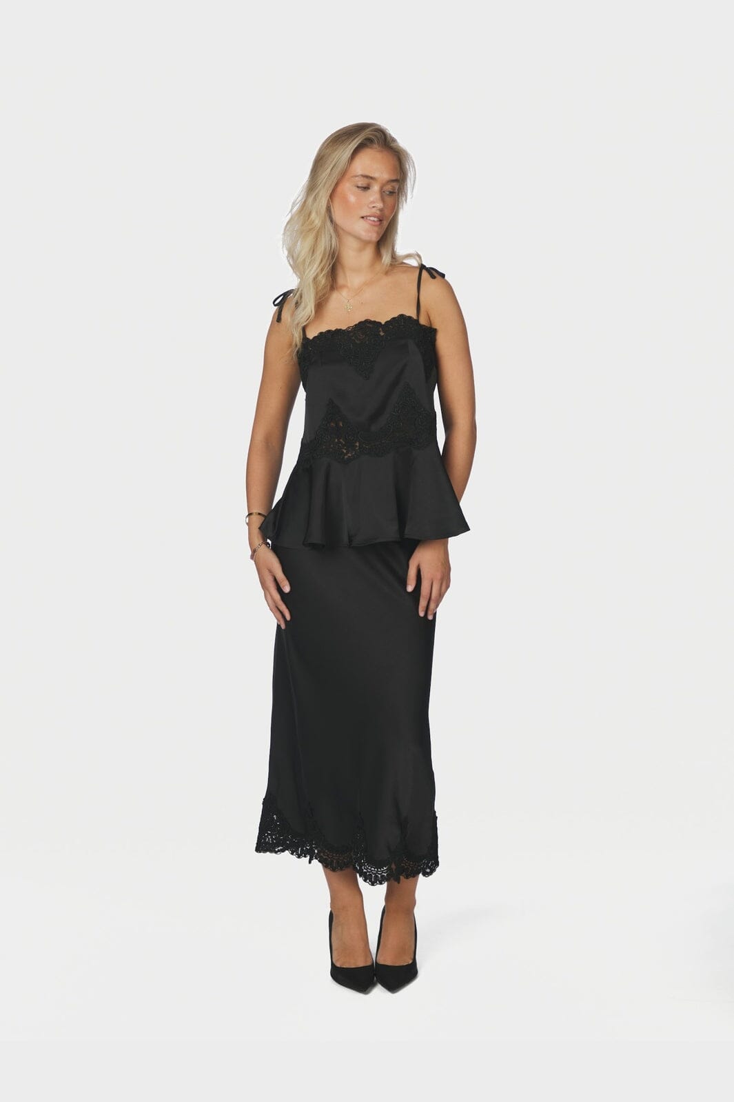 Neo Noir - Kallista Heavy Sateen Lace Skirt 171263 - 100 - Black