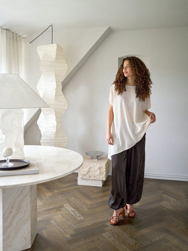 Neo Noir - Nerita Asymmetric Blouse 168969 - 121 - Off White Bluser 