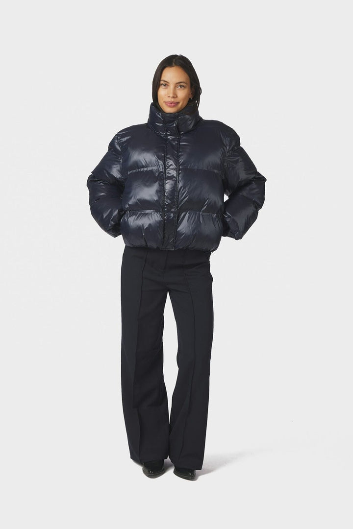 Neo Noir - Rhea Shiny Puffer Jacket 165094 - 141 - Navy